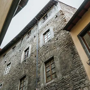  Apartment Historical Stone House, In The Amazing Centre Of Florence!